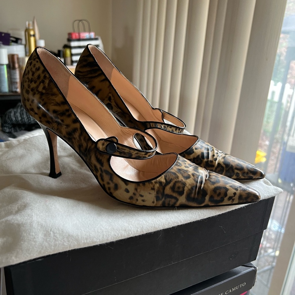 Manolo Blahnik Mary Janes patent leather leopard print